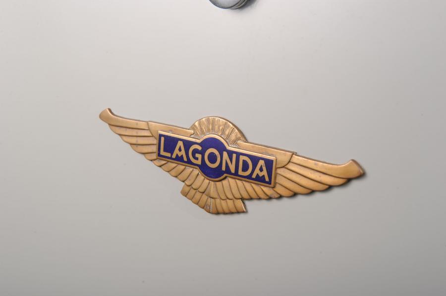 Логотип Lagonda 16/80 Saloon by Weymann 1933 года  (фото 10 из 17)